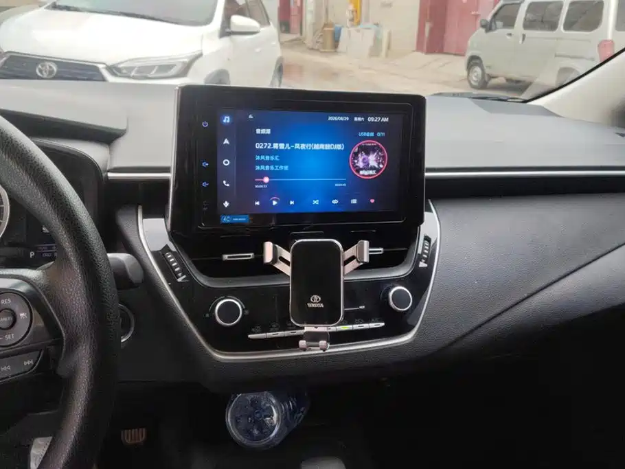 Toyota Corolla — миниатюра 13