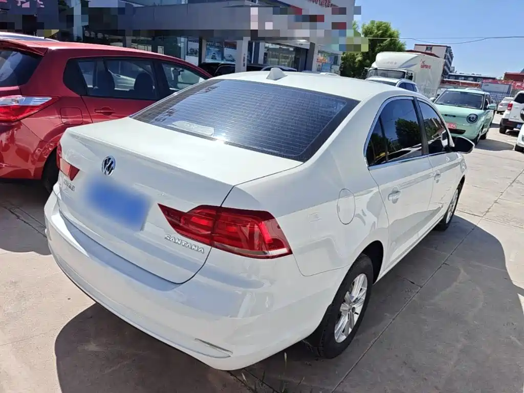 Volkswagen Santana — миниатюра 7