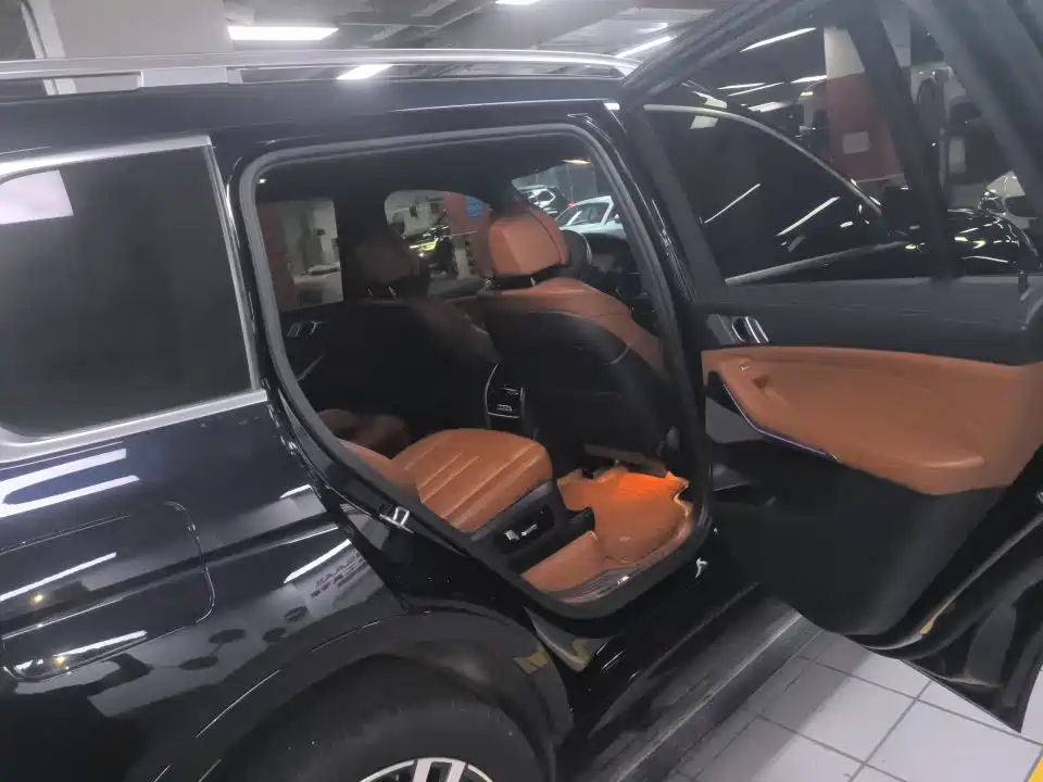BMW X7 — миниатюра 6