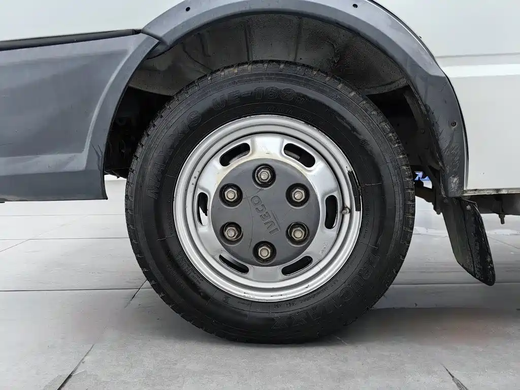 IVECO Daily — миниатюра 17