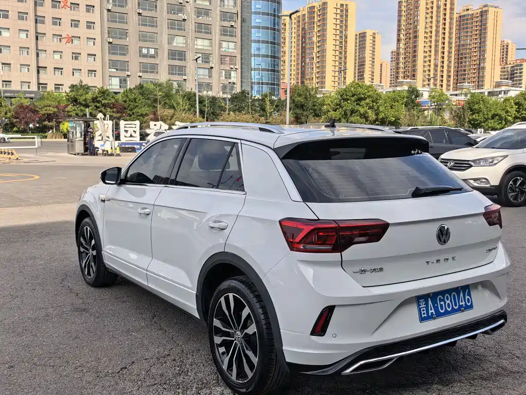 Volkswagen T-Roc — миниатюра 7