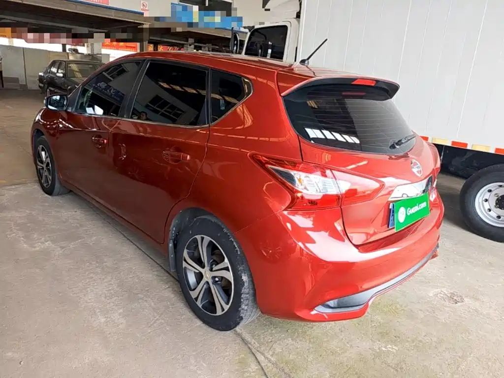 Nissan Tiida — миниатюра 5