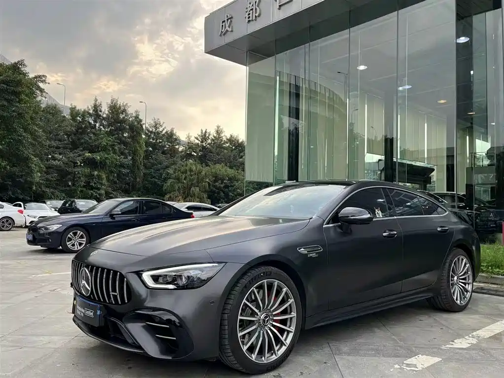 MERCEDES-BENZ AMG GT
