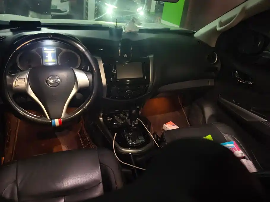 Nissan Terra — миниатюра 12
