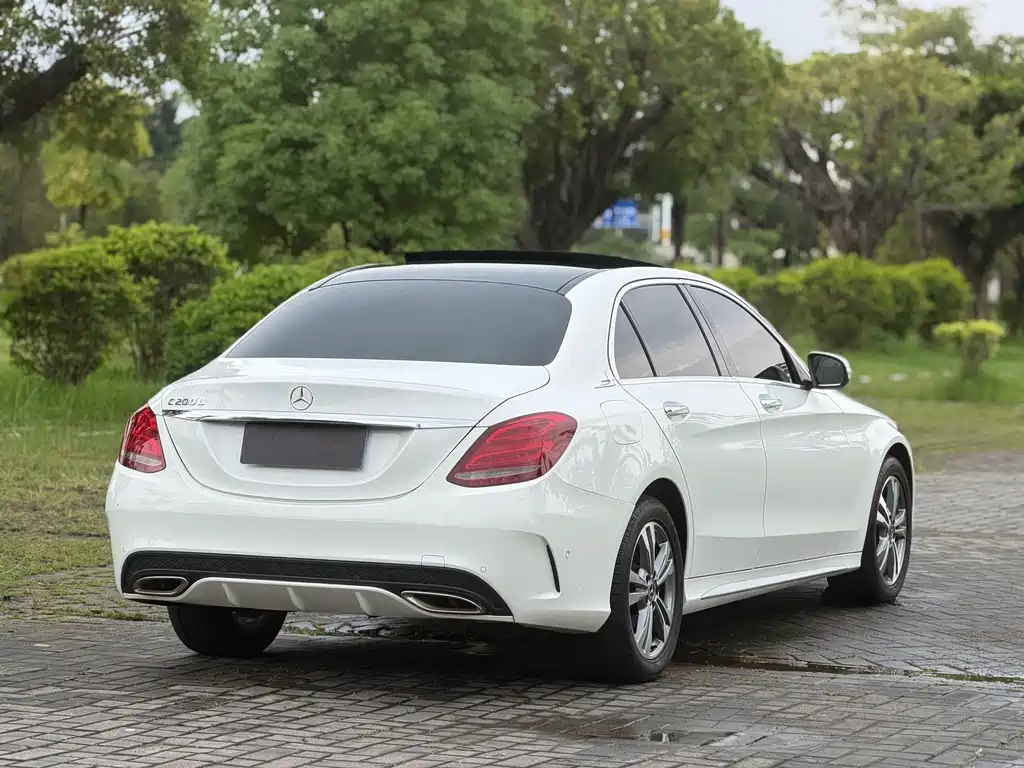 Mercedes-Benz C-Class — миниатюра 5