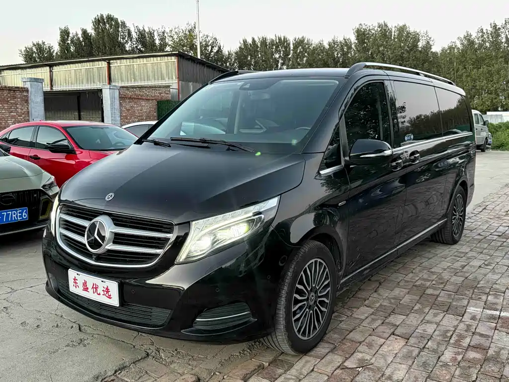 Mercedes-Benz V-Class