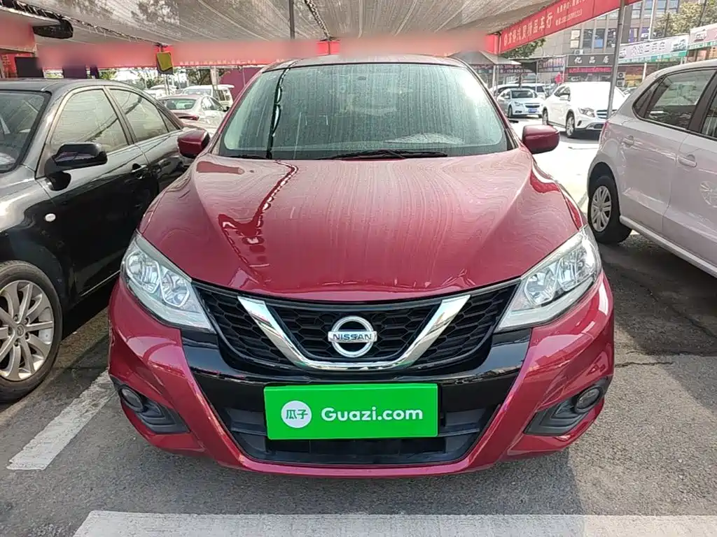 Nissan Tiida — миниатюра 3