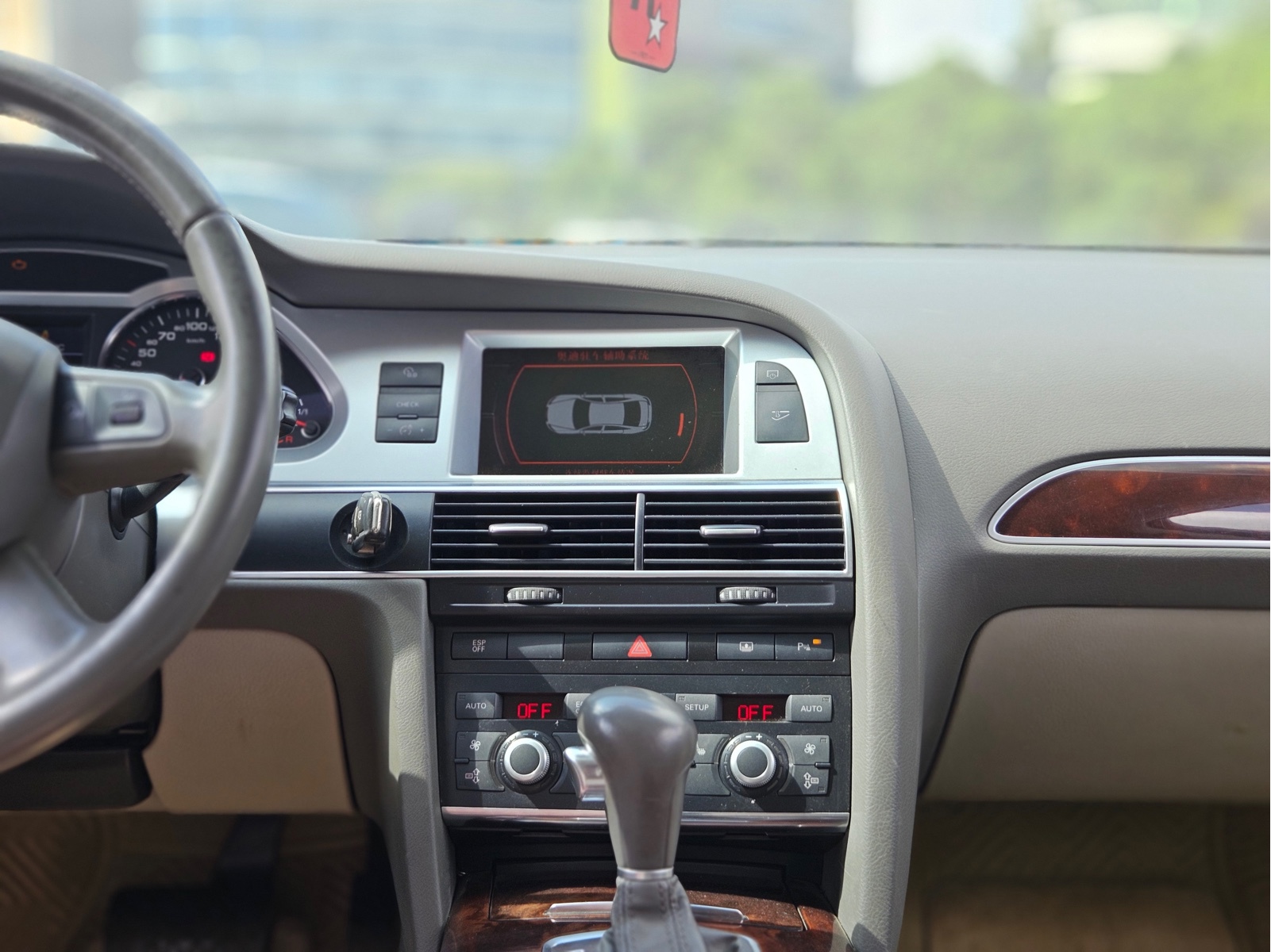 Audi A6L — миниатюра 9