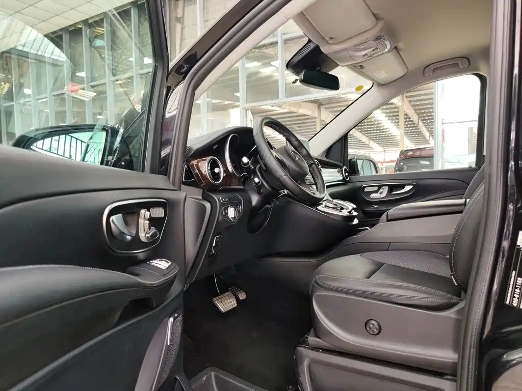 MERCEDES-BENZ  V CLASS