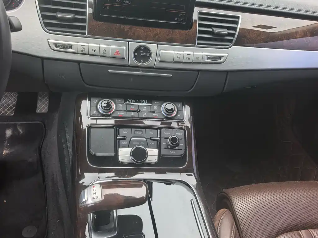 Audi A8 2014 A8L 6.3 FSI W12 quattro Flagship