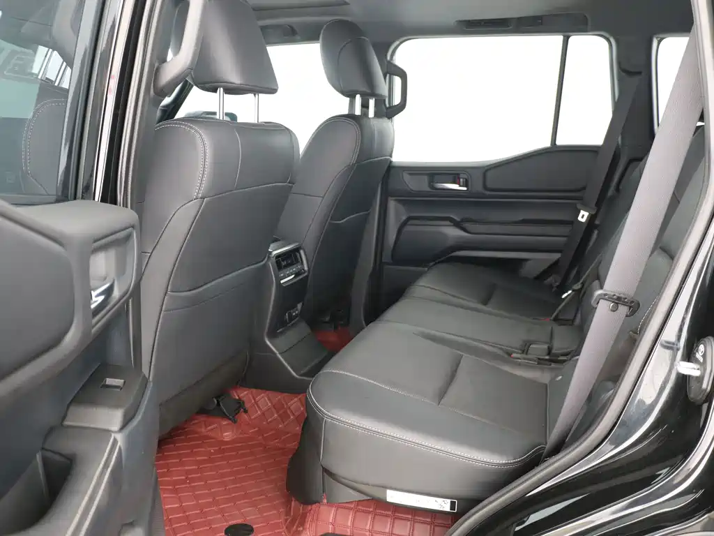 Toyota Prado — миниатюра 10