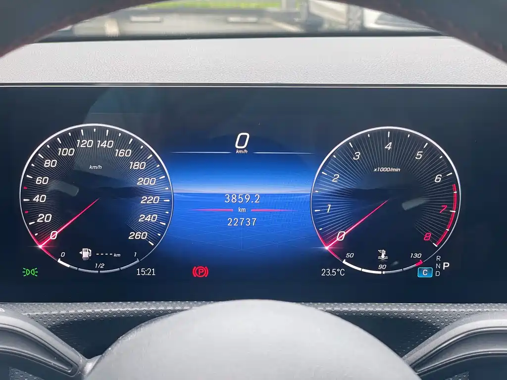 Mercedes-Benz A-Class — миниатюра 11