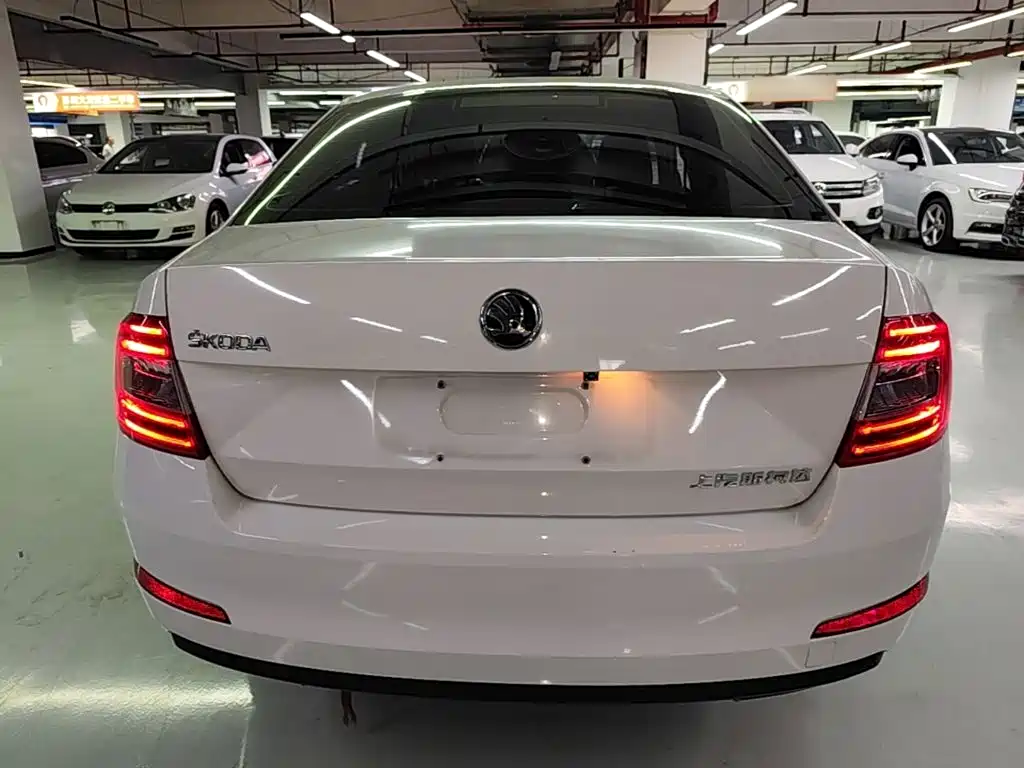 Skoda Octavia — миниатюра 6