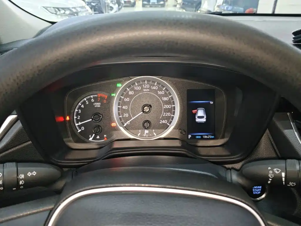 Toyota Corolla Cross — миниатюра 12