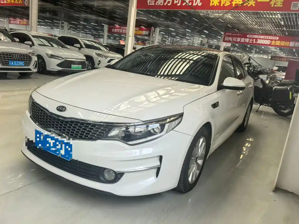 Kia K5