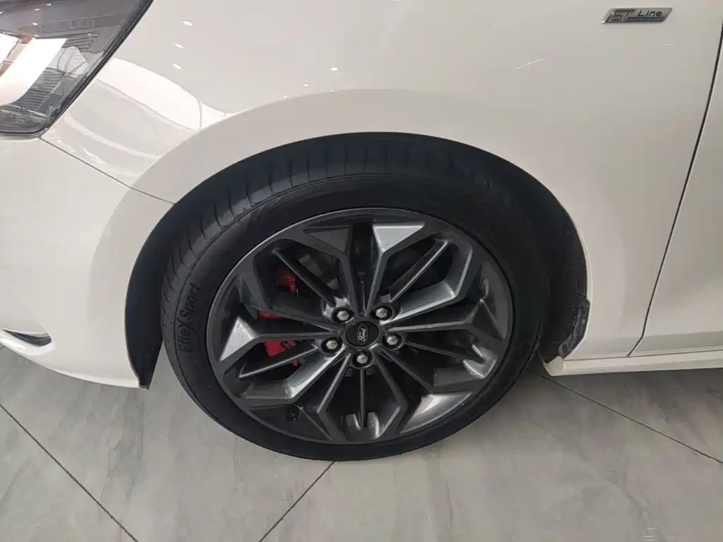 Ford Focus — миниатюра 23