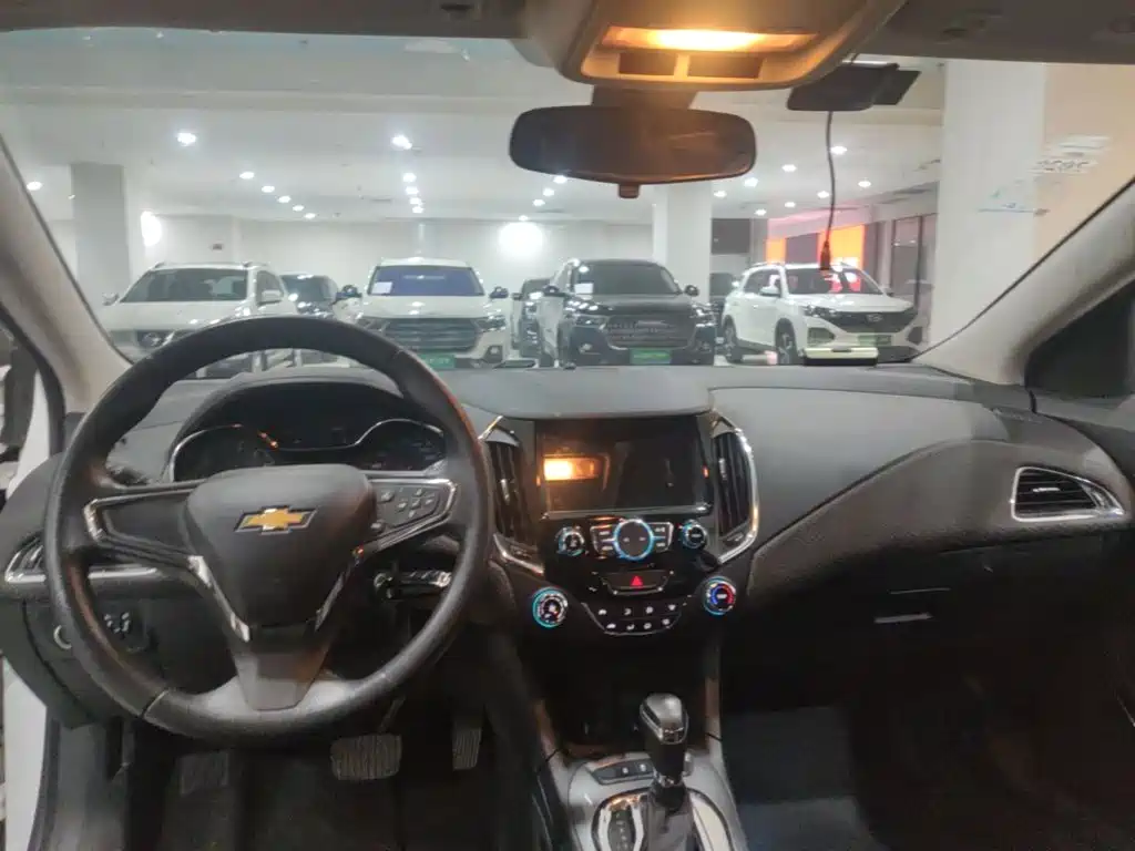 Chevrolet Cruze — миниатюра 5