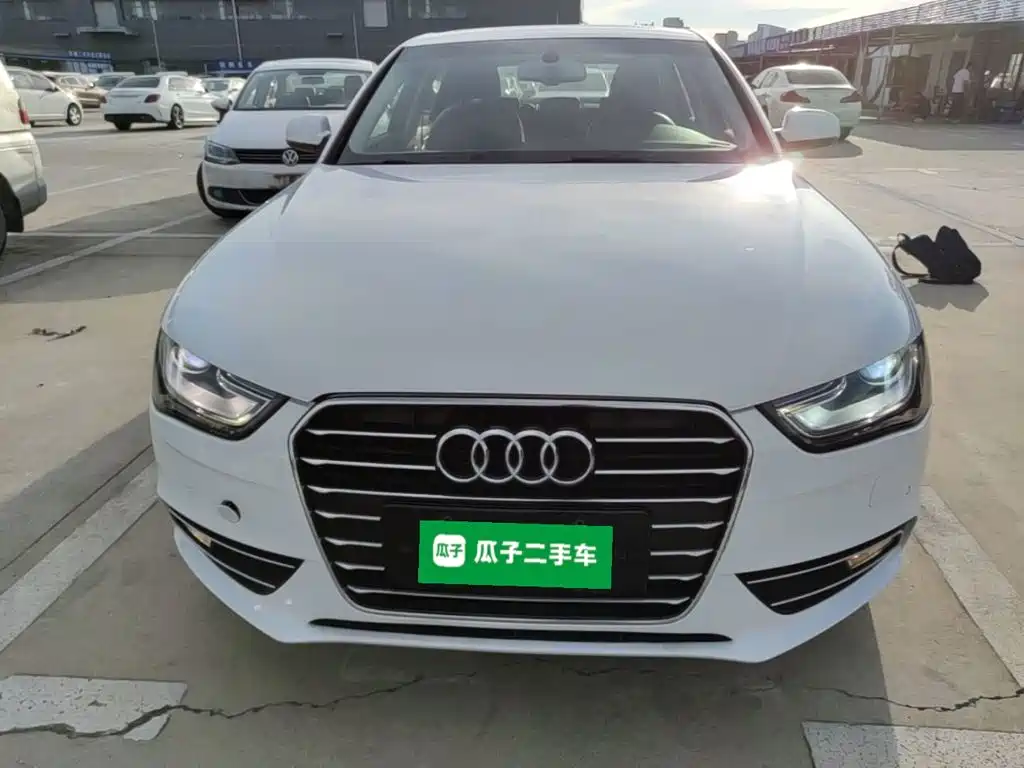 Audi A4L 2015 35 TFSI AT