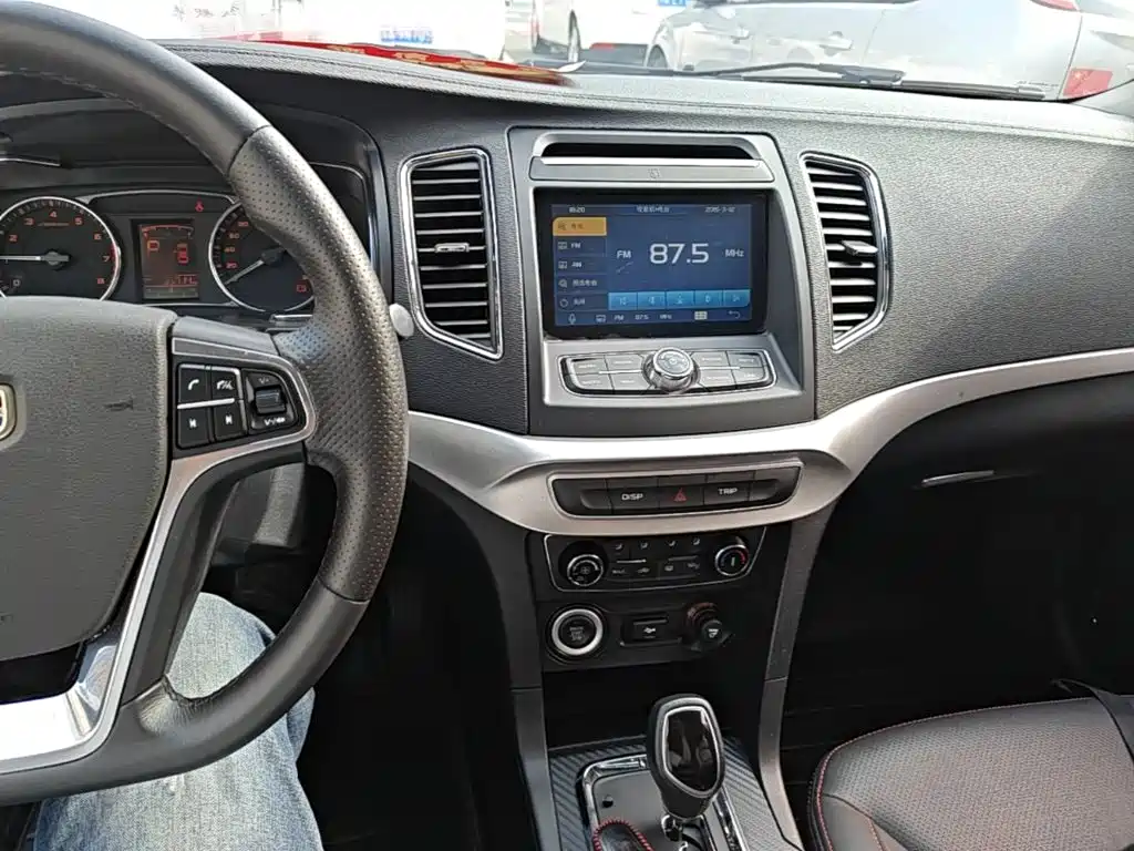 Geely Vision — миниатюра 10