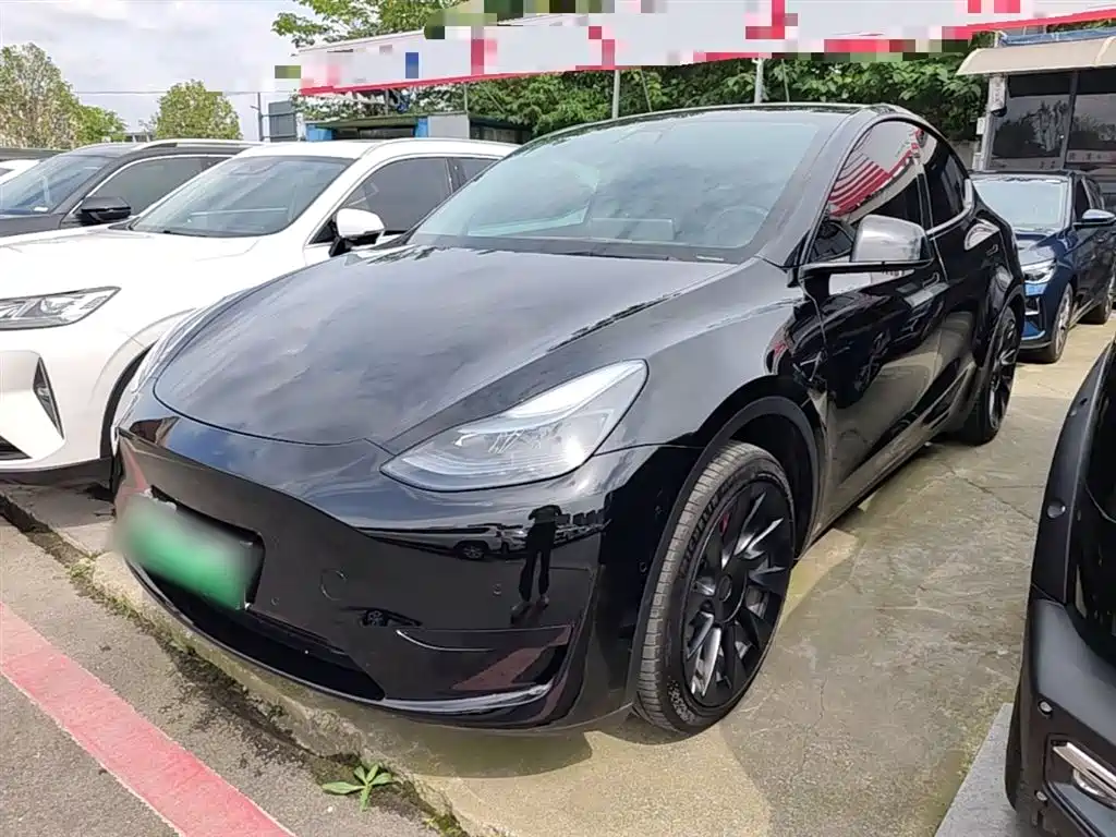 Tesla Model Y 2022
