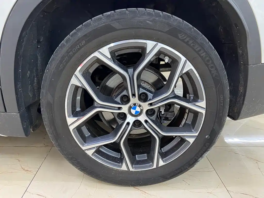 BMW X1 2022 sDrive20Li Premium