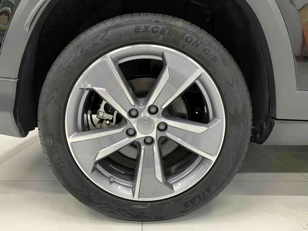 Geely Haoyue L — миниатюра 11