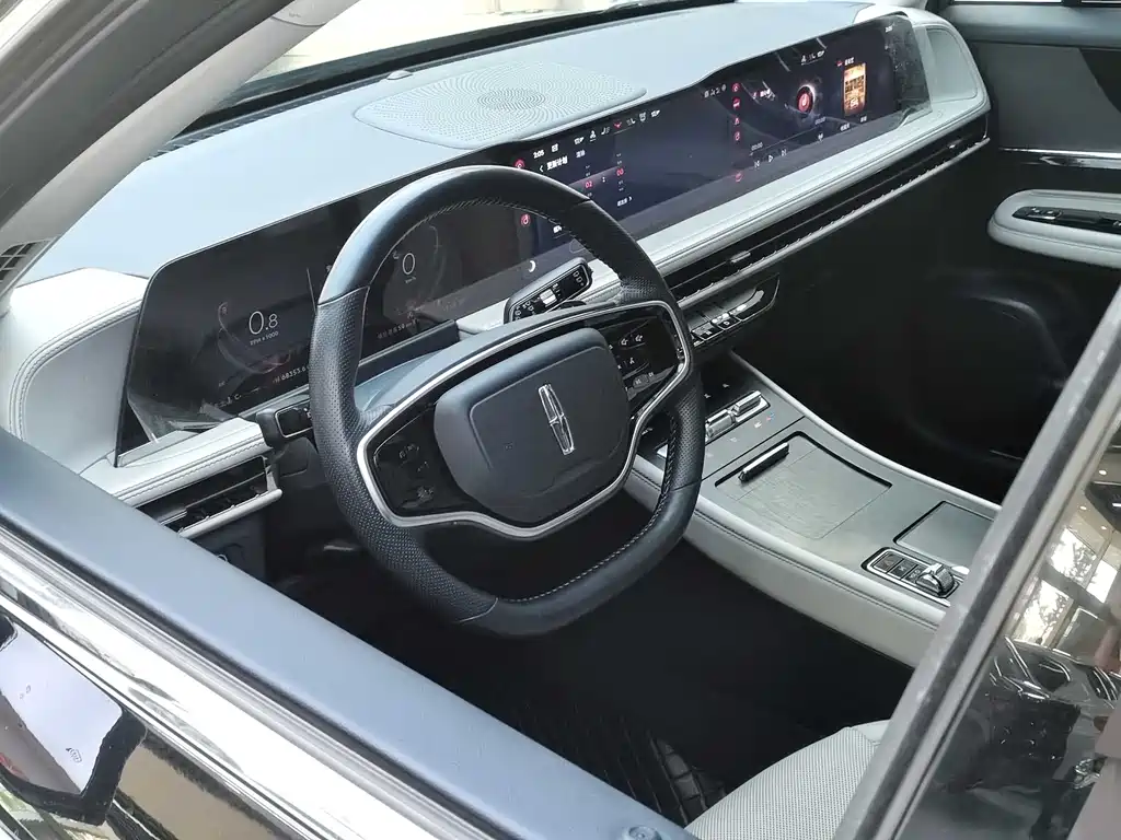 Lincoln Corsair 2023 2.0T Premium