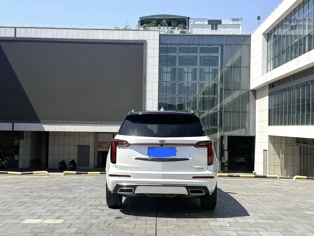 Cadillac XT6 — миниатюра 9