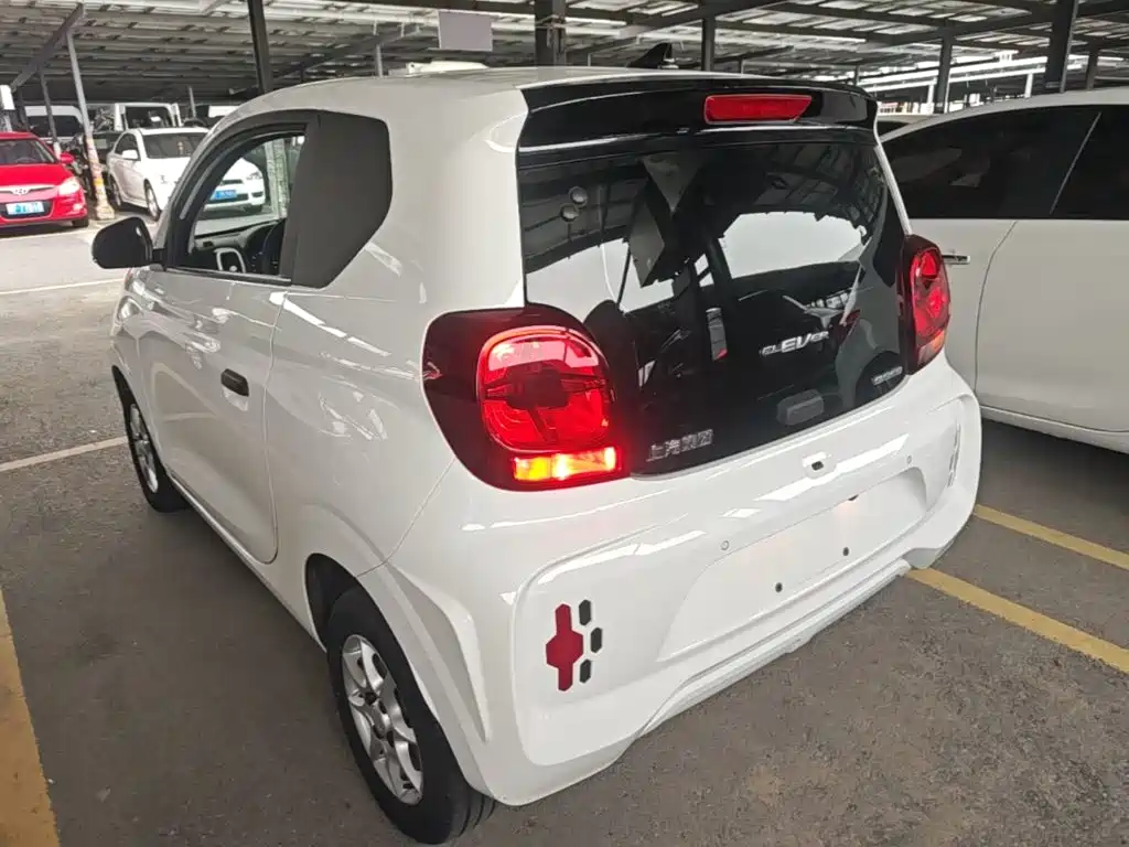 Roewe Clever — миниатюра 5
