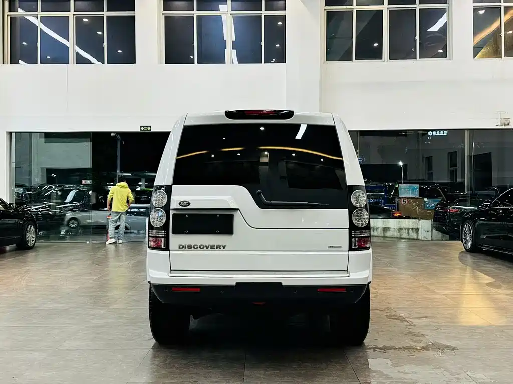 Land Rover Discovery 2015 3.0 SC V6 SE