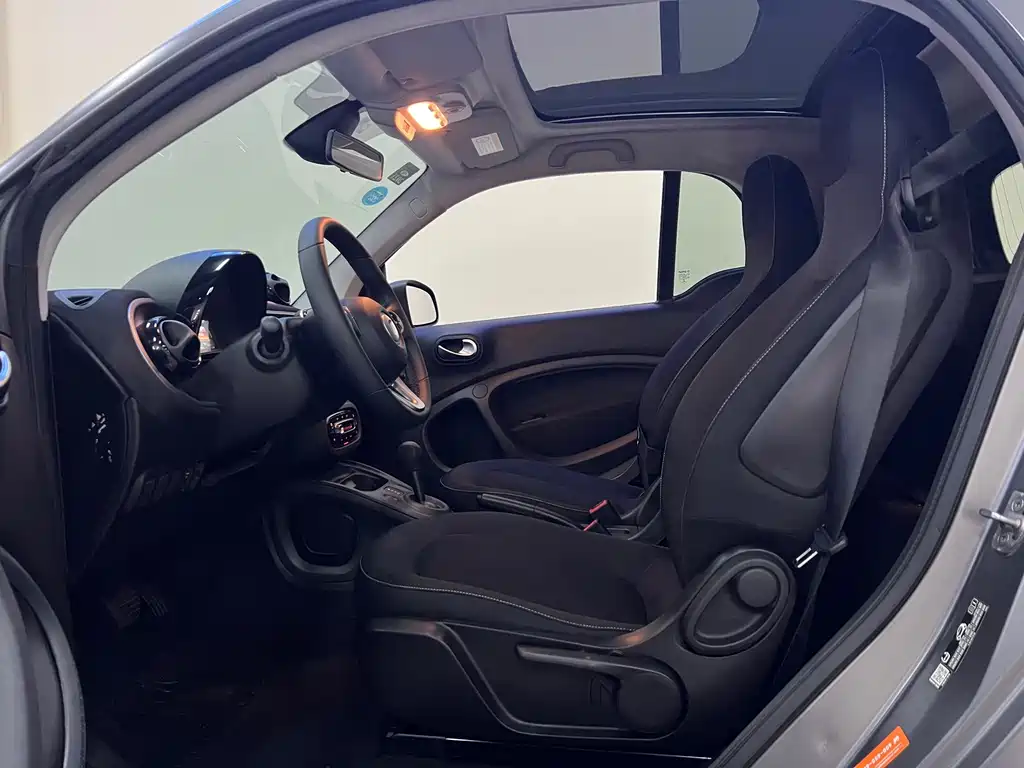 smart Smart Fortwo — миниатюра 7