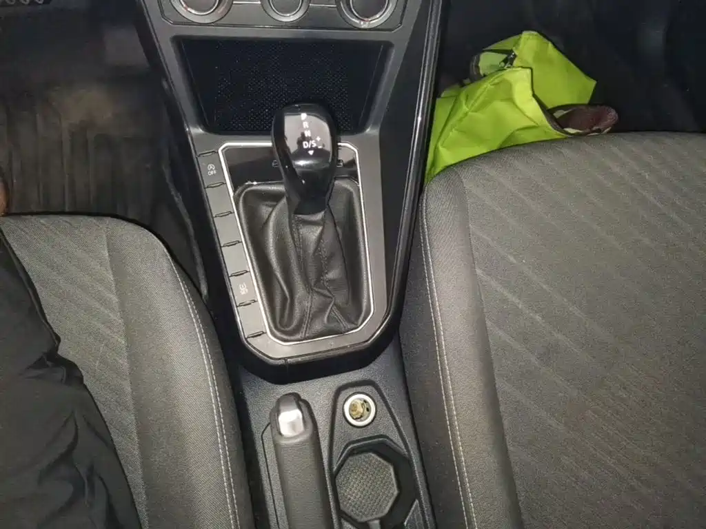 Volkswagen Lavida — миниатюра 14