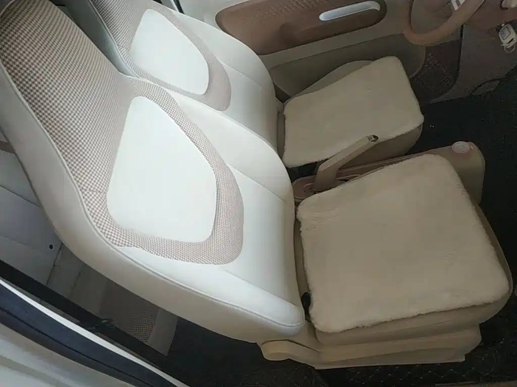 Wuling MINIEV — миниатюра 25