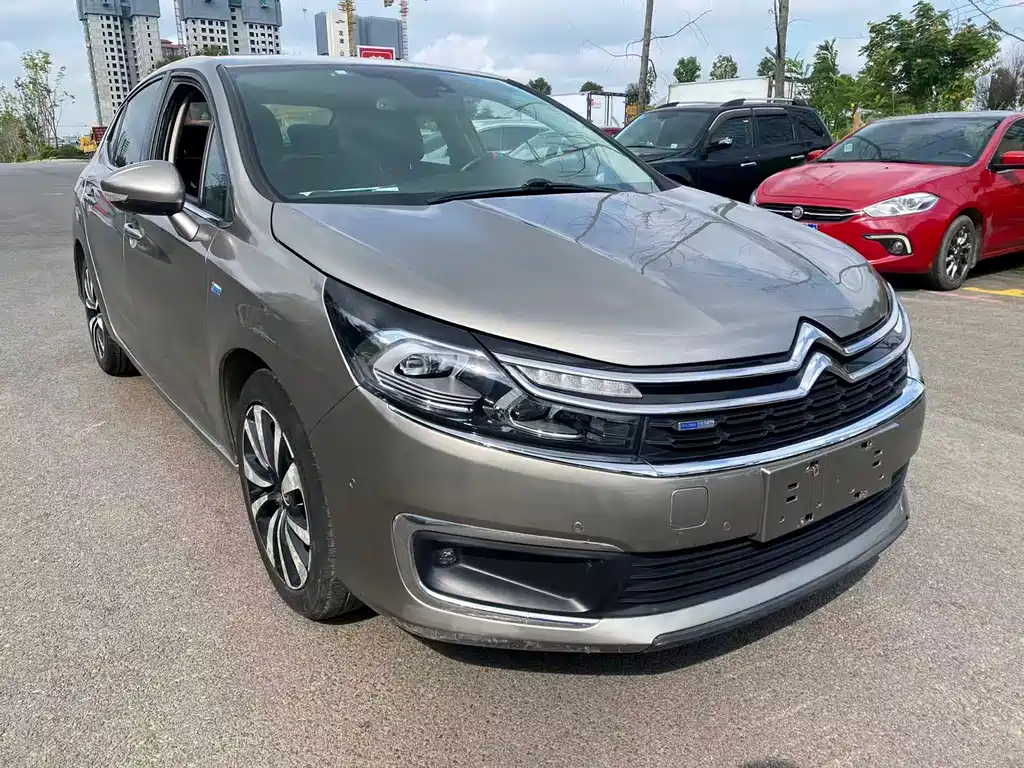 Citroen C4L — миниатюра 2