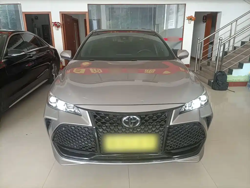Toyota Avalon — миниатюра 3