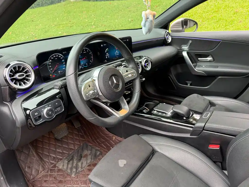 Mercedes-Benz A-Class — миниатюра 7