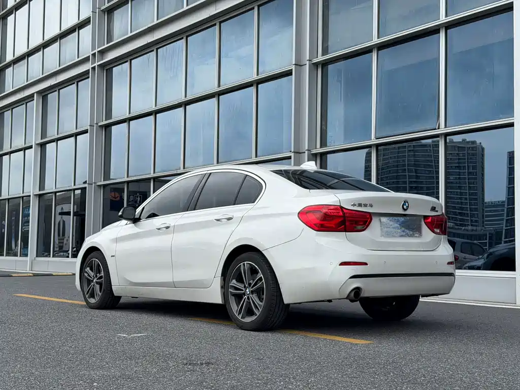 BMW 1 Series — миниатюра 4