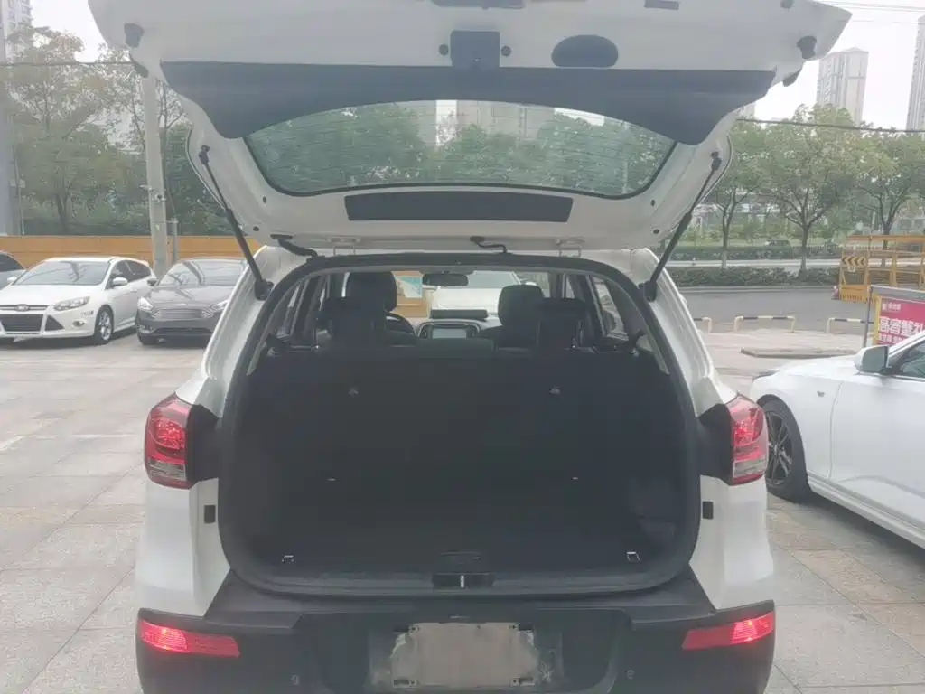 Kia KX3 — миниатюра 19