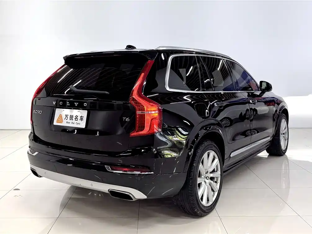 Volvo XC90 2019 T5 5 мест V