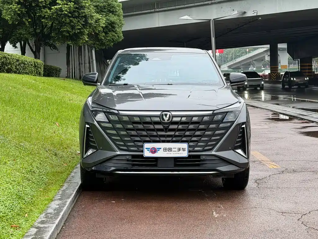 Changan UNI-Z New Energy — миниатюра 2