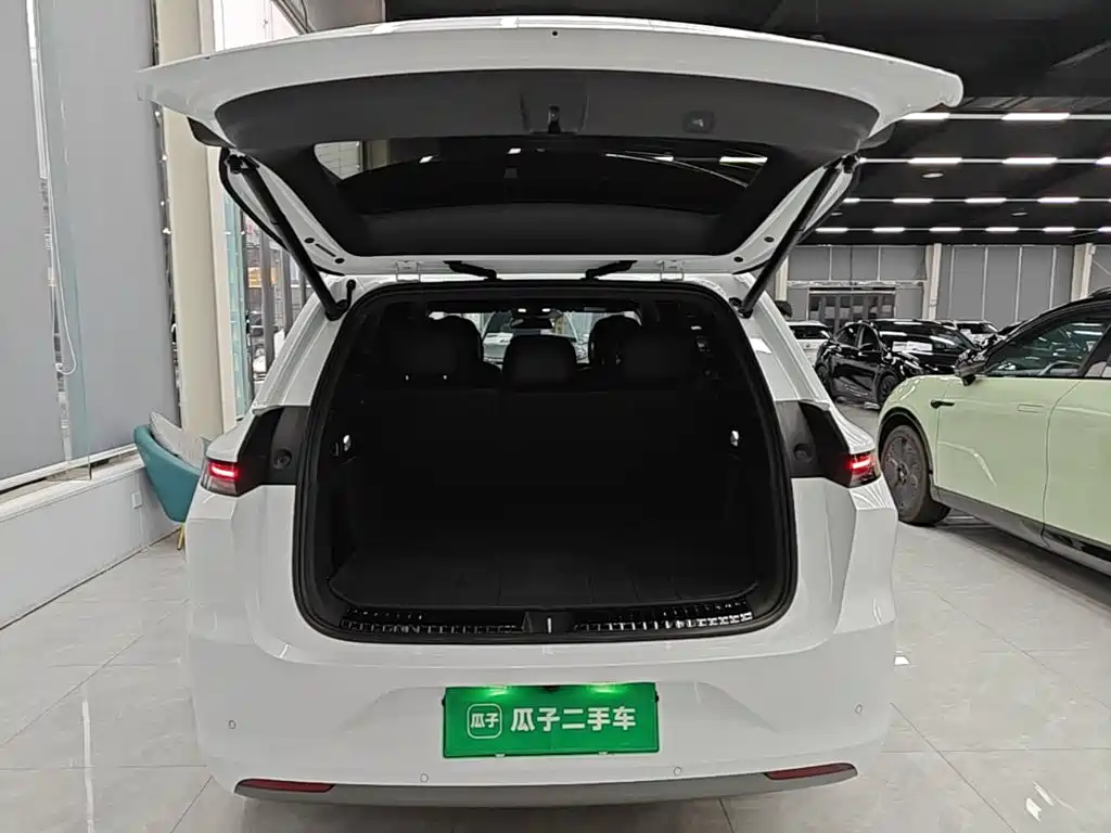Li Auto Li L6 — миниатюра 19