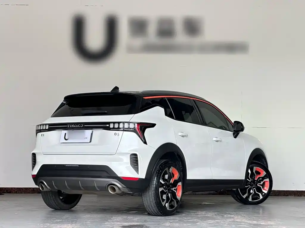 Lynk & Co 06 — миниатюра 8