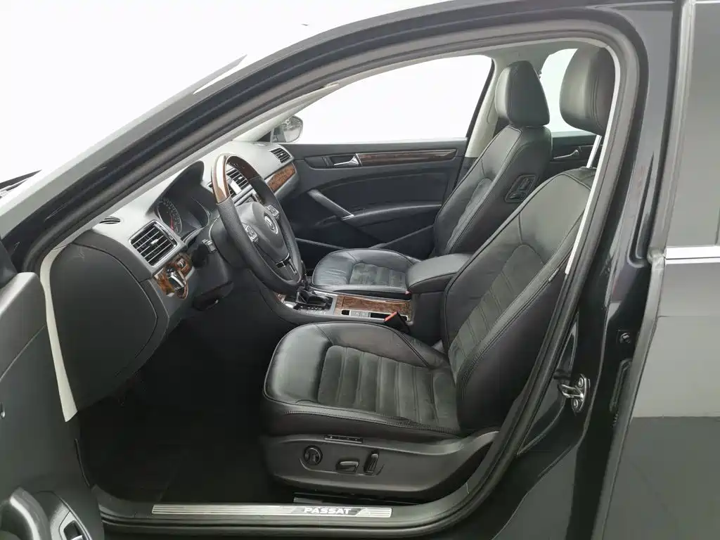 Volkswagen Passat 2013 1.8TSI DSG