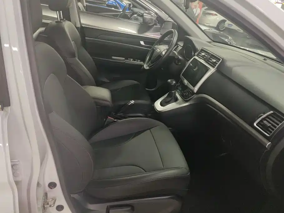 Haval M6 2021 PLUS 1.5T DCT