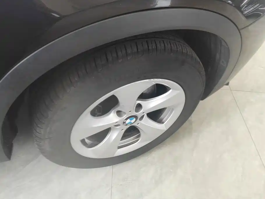 BMW X3 (Import) — миниатюра 6