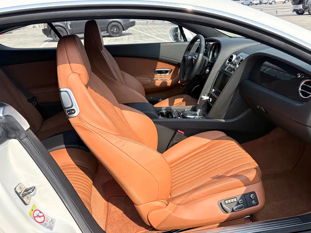 Bentley Continental — миниатюра 8