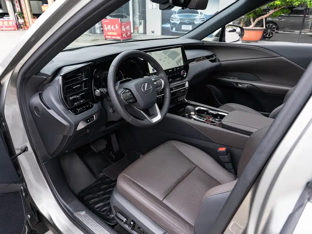 Lexus RX 2023 450h+ Enjoy