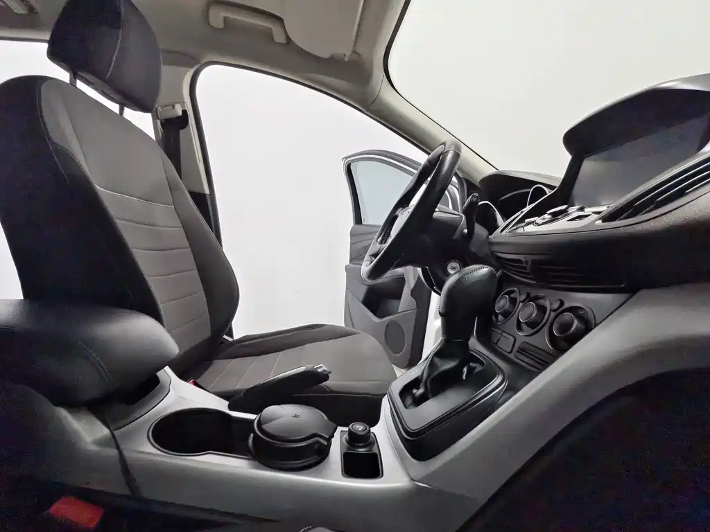 Ford Kuga — миниатюра 14