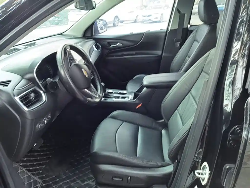 Chevrolet Equinox — миниатюра 15