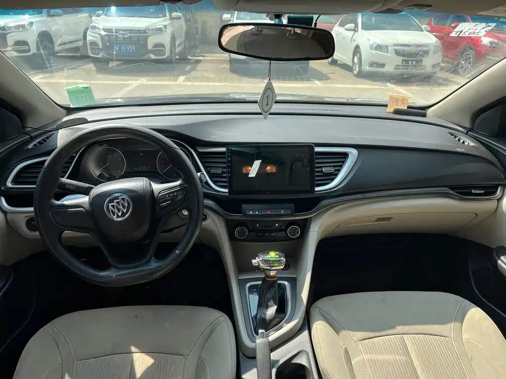 Buick Excelle — миниатюра 6